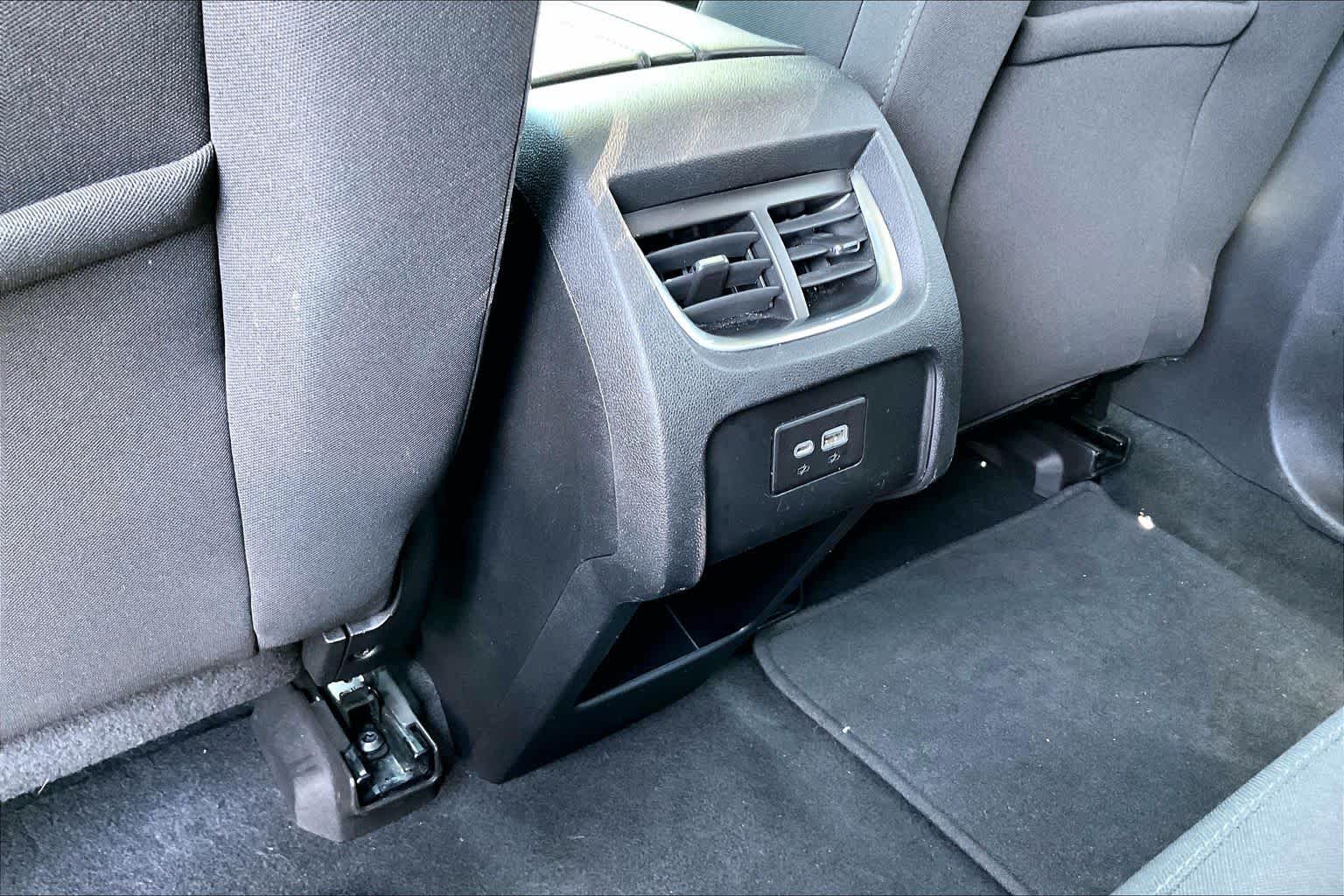 Used 2021 SUMMIT WHITE Chevrolet LT image 33