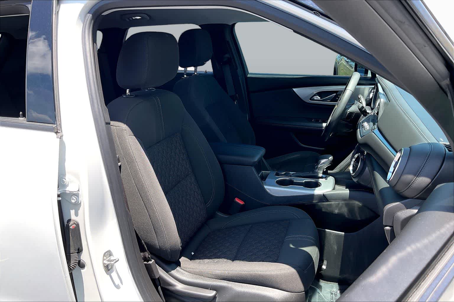 Used 2021 SUMMIT WHITE Chevrolet LT image 8