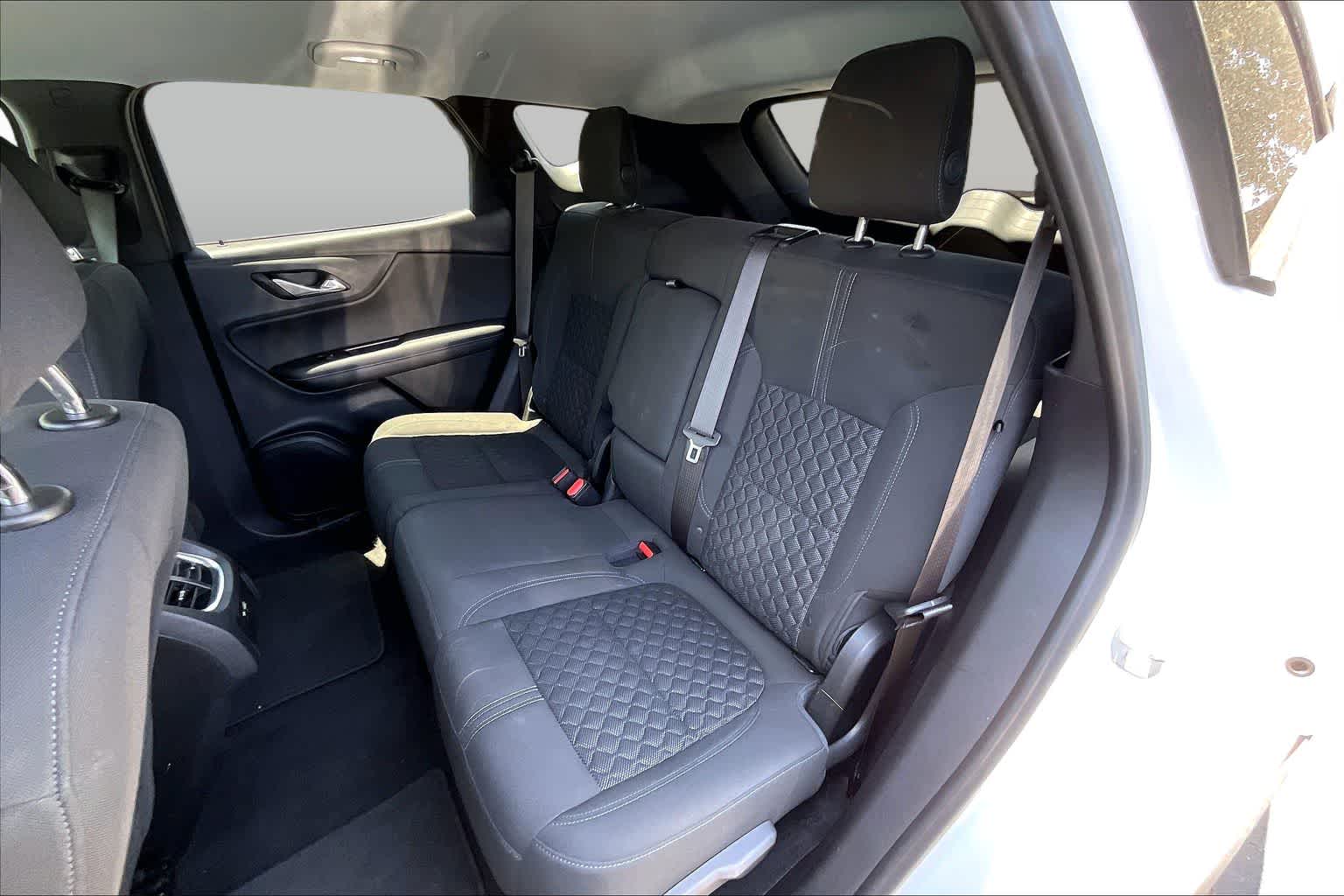 Used 2021 SUMMIT WHITE Chevrolet LT image 25