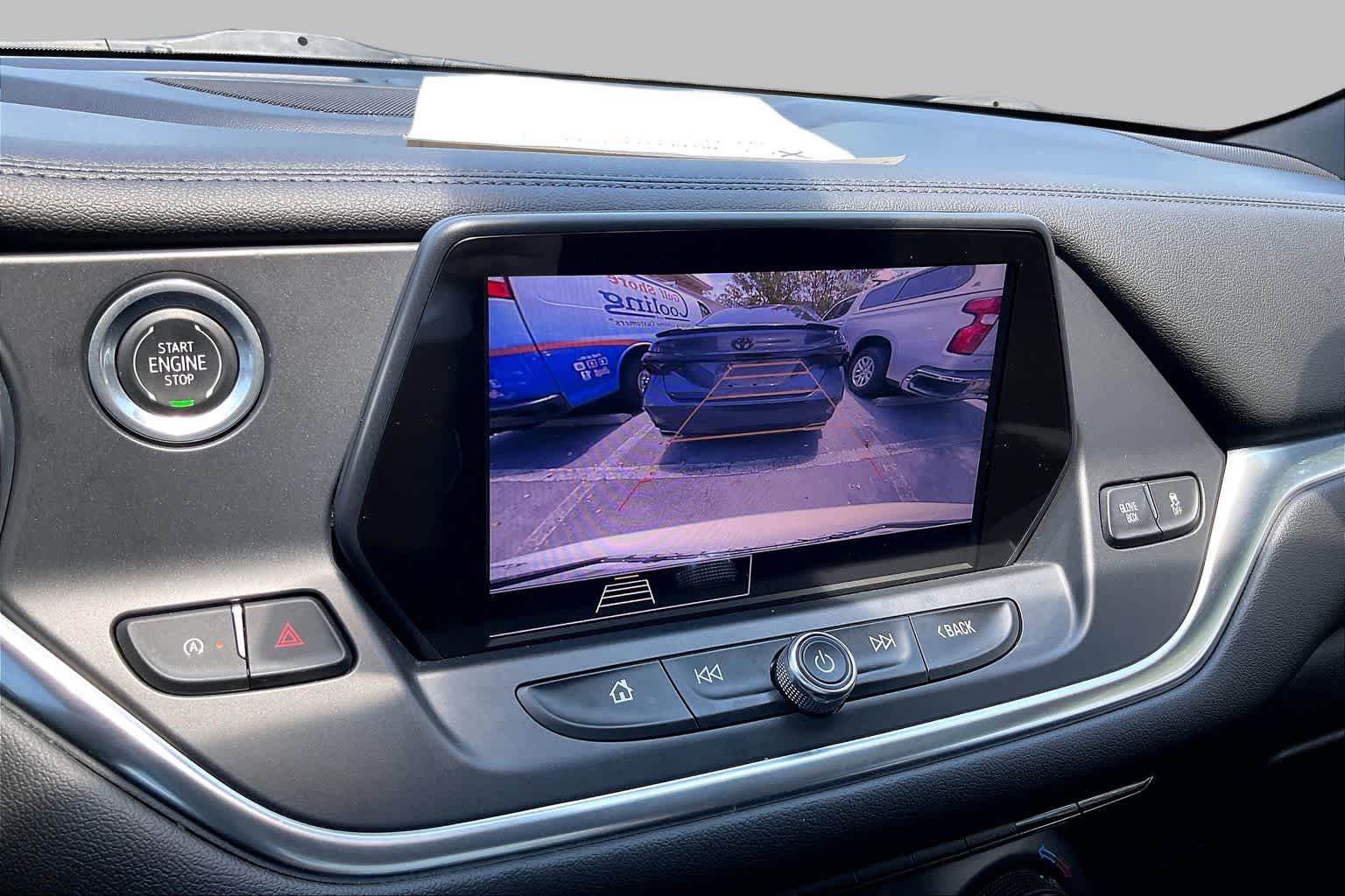 Used 2021 SUMMIT WHITE Chevrolet LT image 21