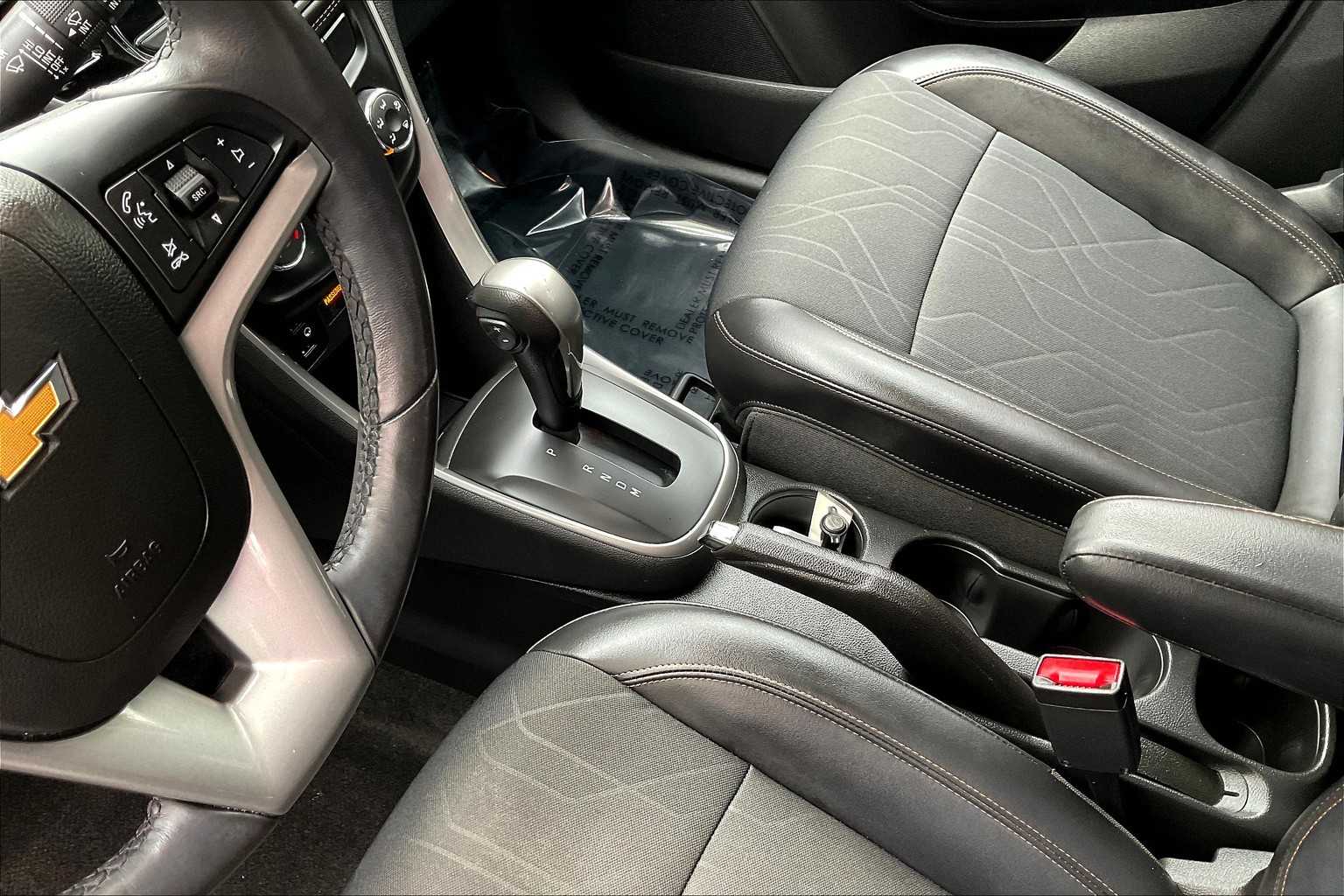Certified Used 2022 MIDNIGHT BLUE METALLIC Chevrolet LT image 17