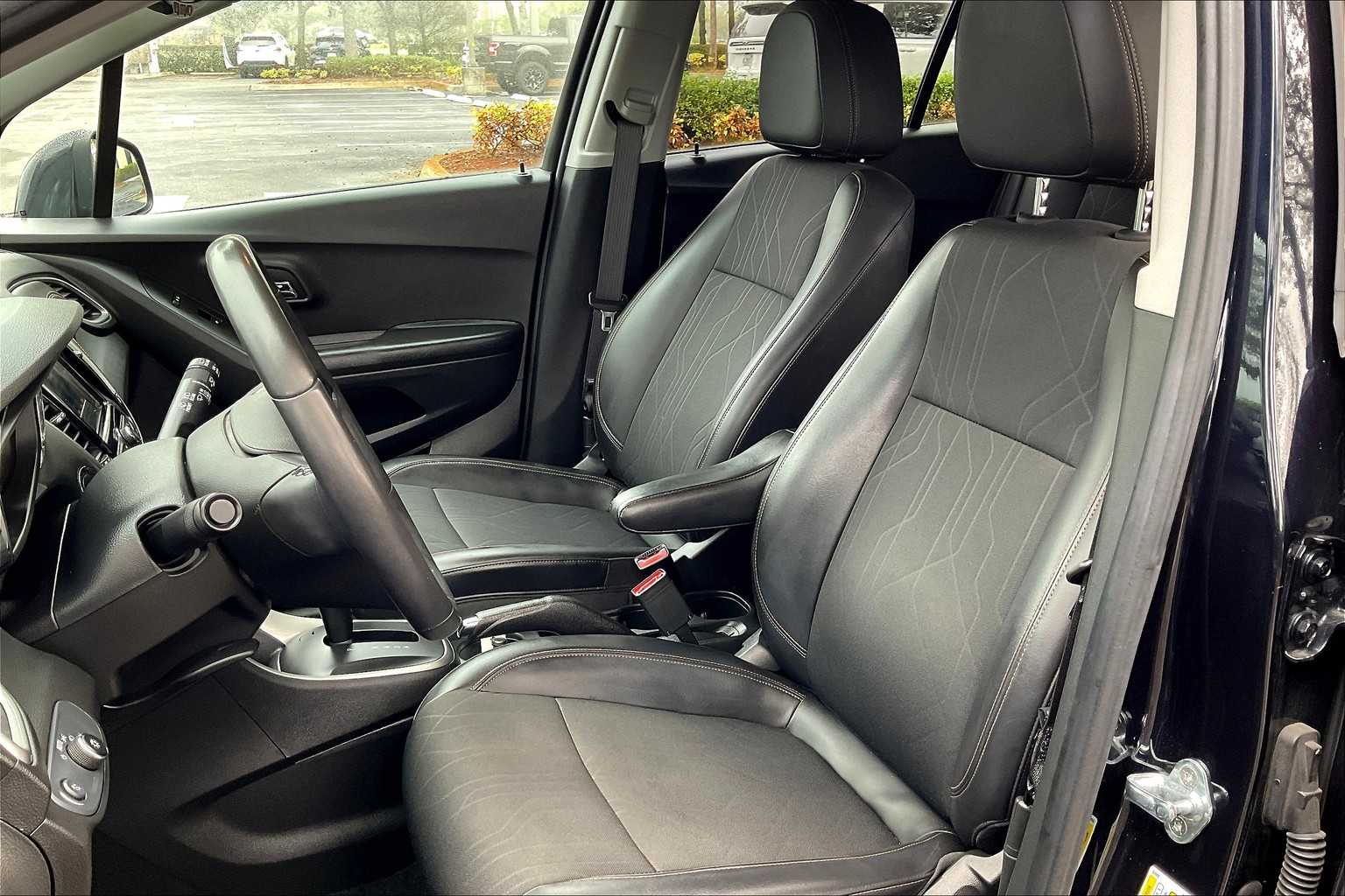 Certified Used 2022 MIDNIGHT BLUE METALLIC Chevrolet LT image 24
