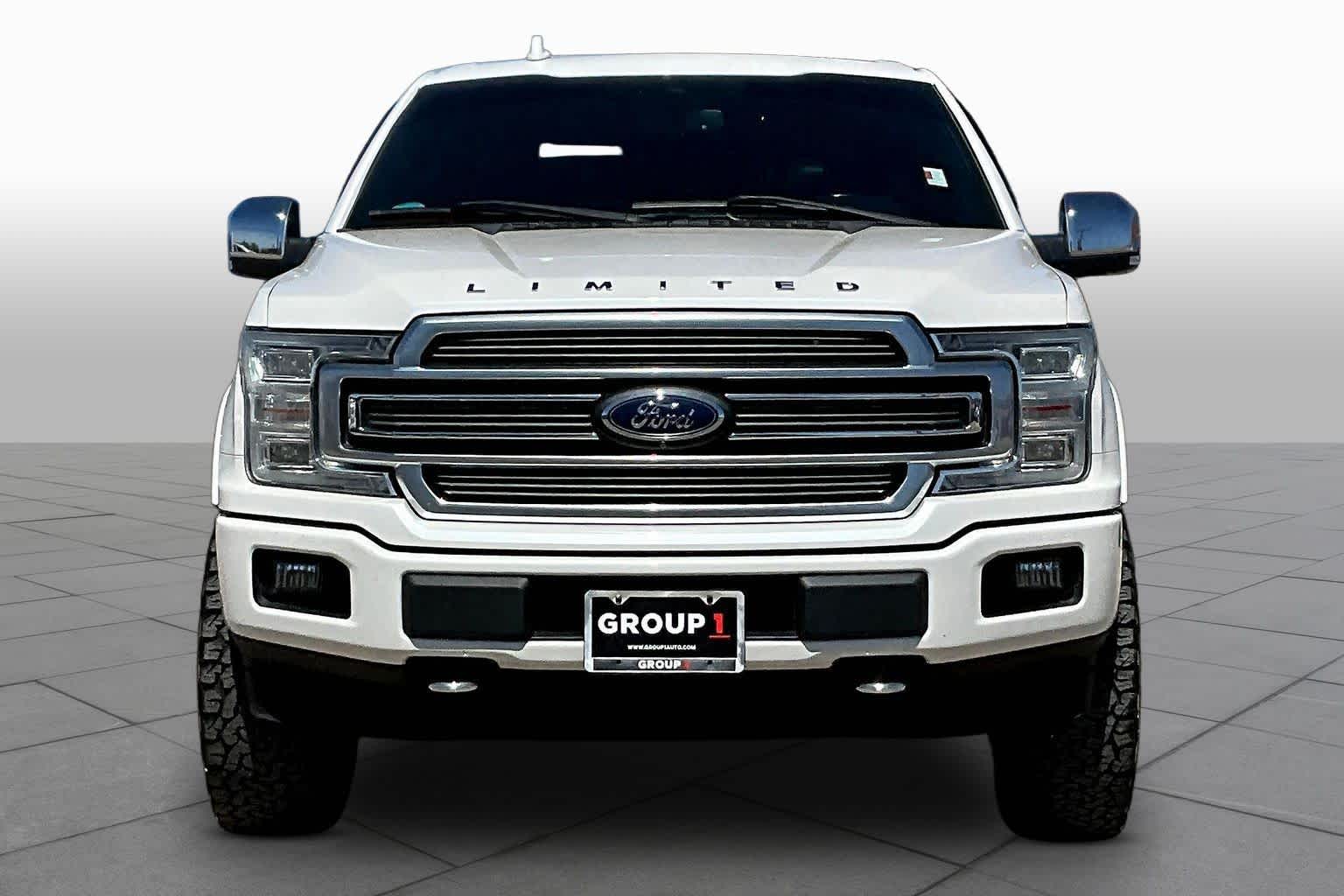 View vehicle photo 4