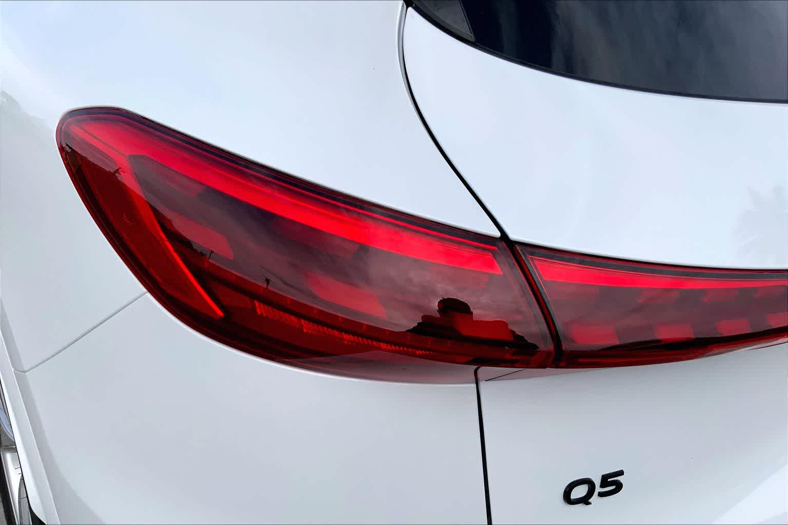 New 2026 Glacier White m Audi Premium Plus image 14