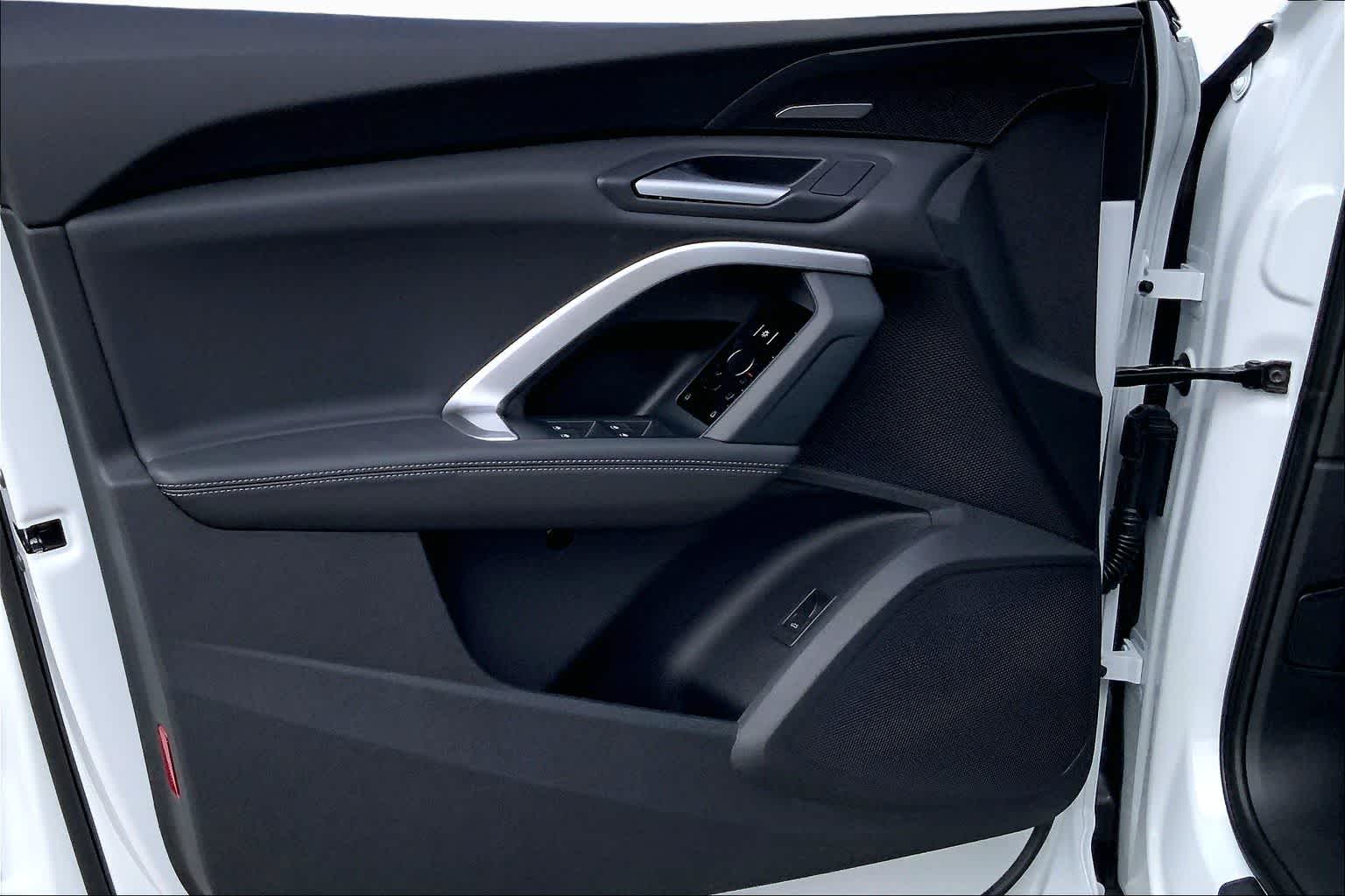 New 2026 Glacier White m Audi Premium Plus image 10
