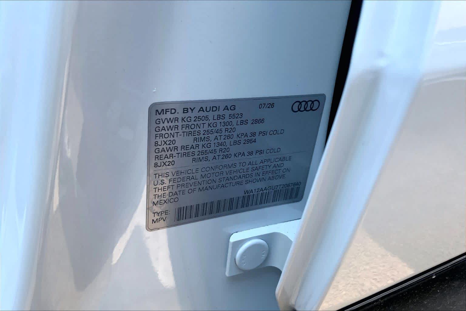 New 2026 Glacier White m Audi Premium Plus image 22