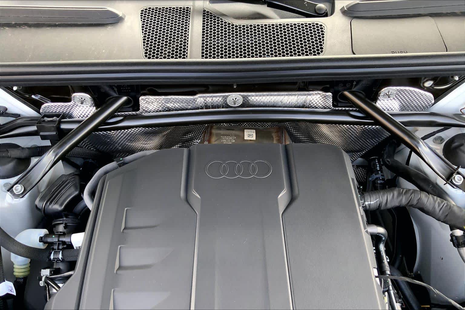 New 2026 Glacier White m Audi Premium Plus image 17