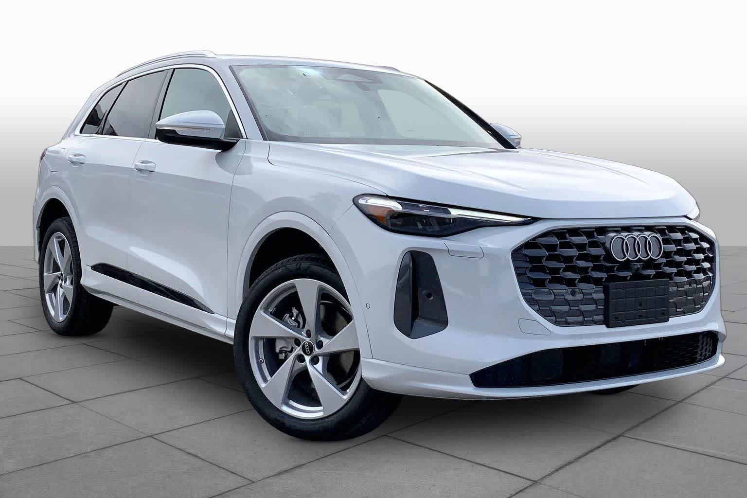 New 2026 Glacier White m Audi Premium Plus image 2