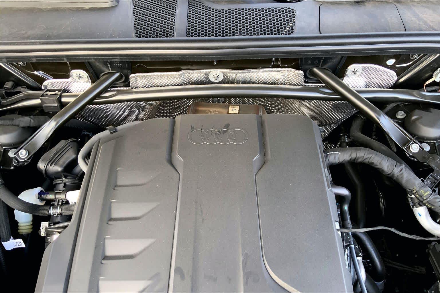 New 2026 Mythos Black me Audi Premium Plus image 17