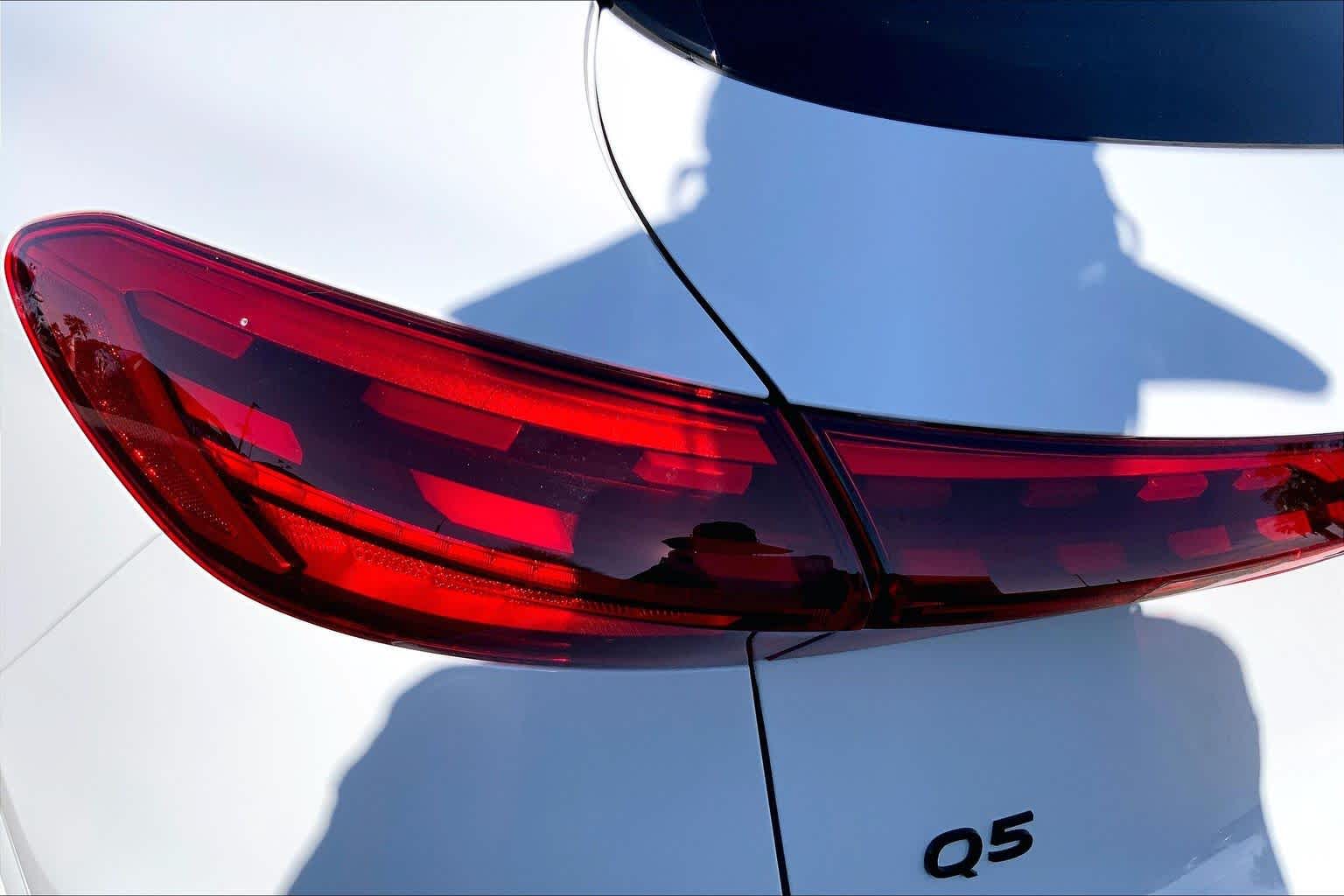 New 2026 Glacier White m Audi Premium Plus image 14