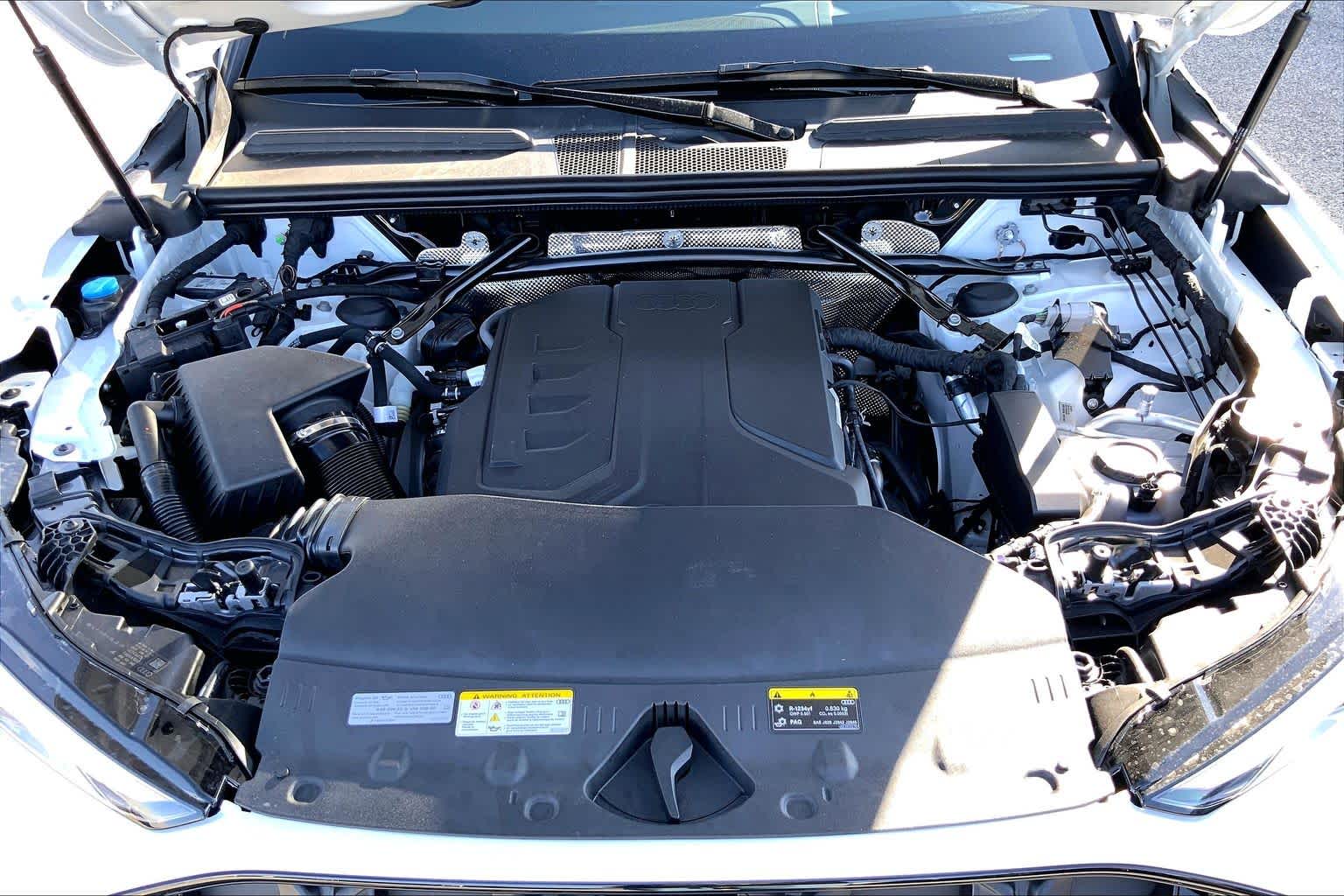New 2026 Glacier White m Audi Premium Plus image 16