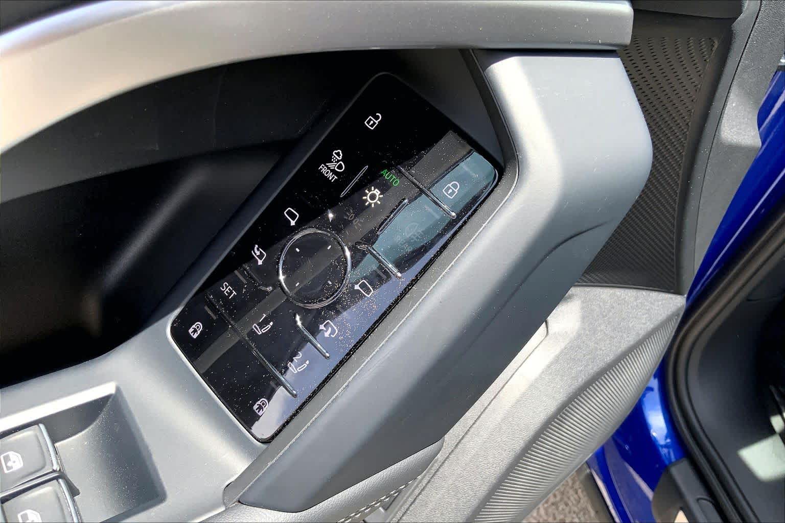New 2026 Ultra Blue meta Audi Premium Plus image 18