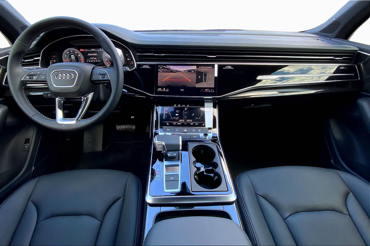 View vehicle photo 5