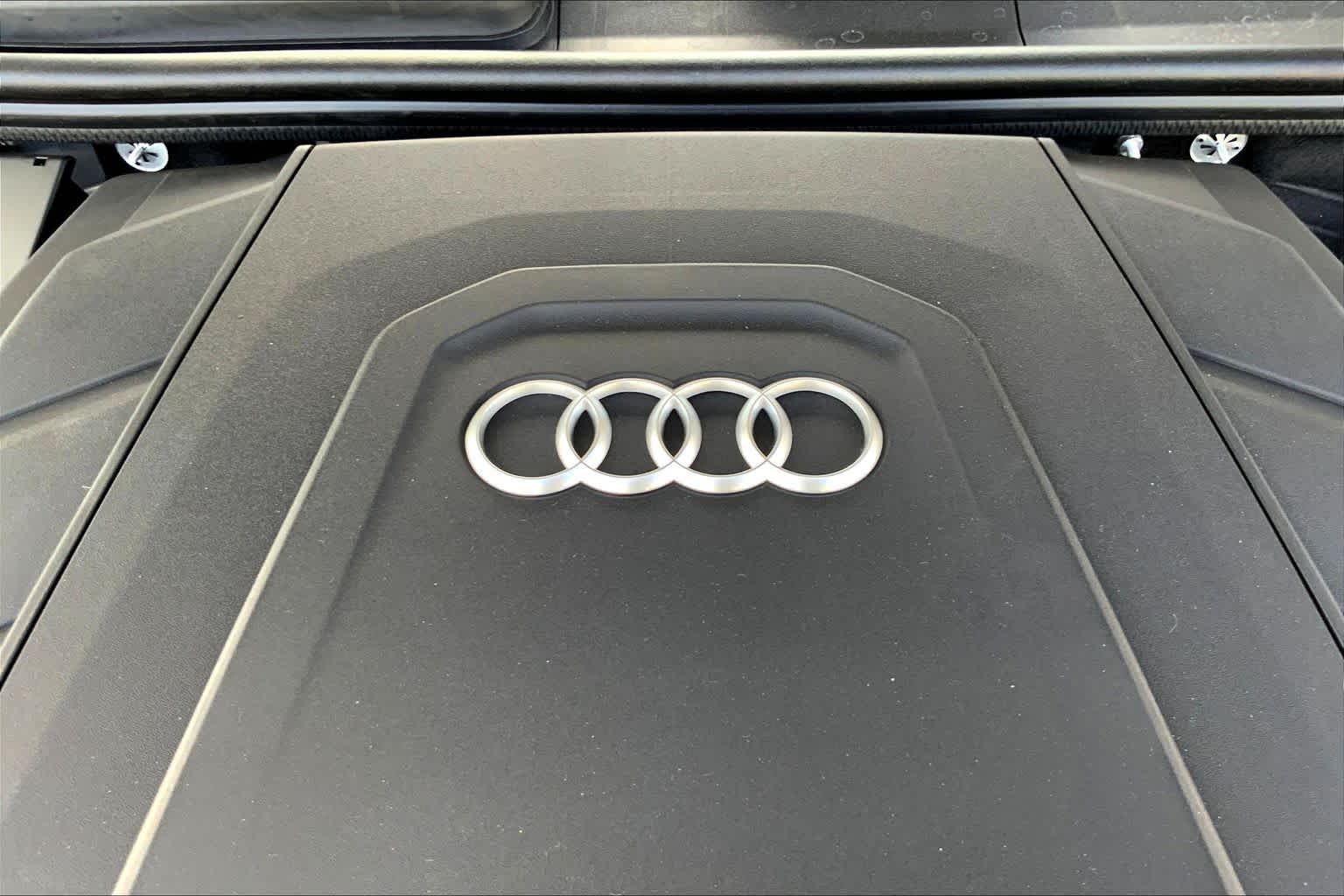 New 2026 Glacier White m Audi Premium Plus image 17