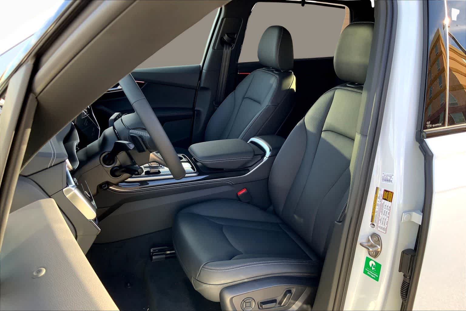 New 2026 Glacier White m Audi Premium Plus image 9