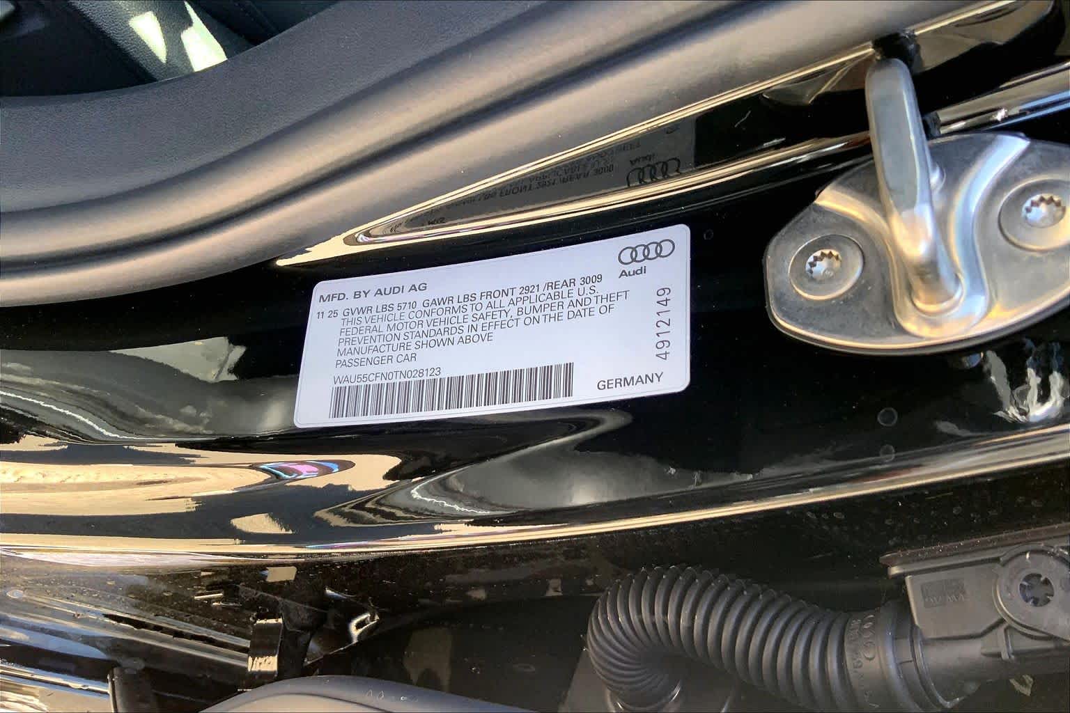 New 2026 Mythos Black me Audi Premium Plus image 21