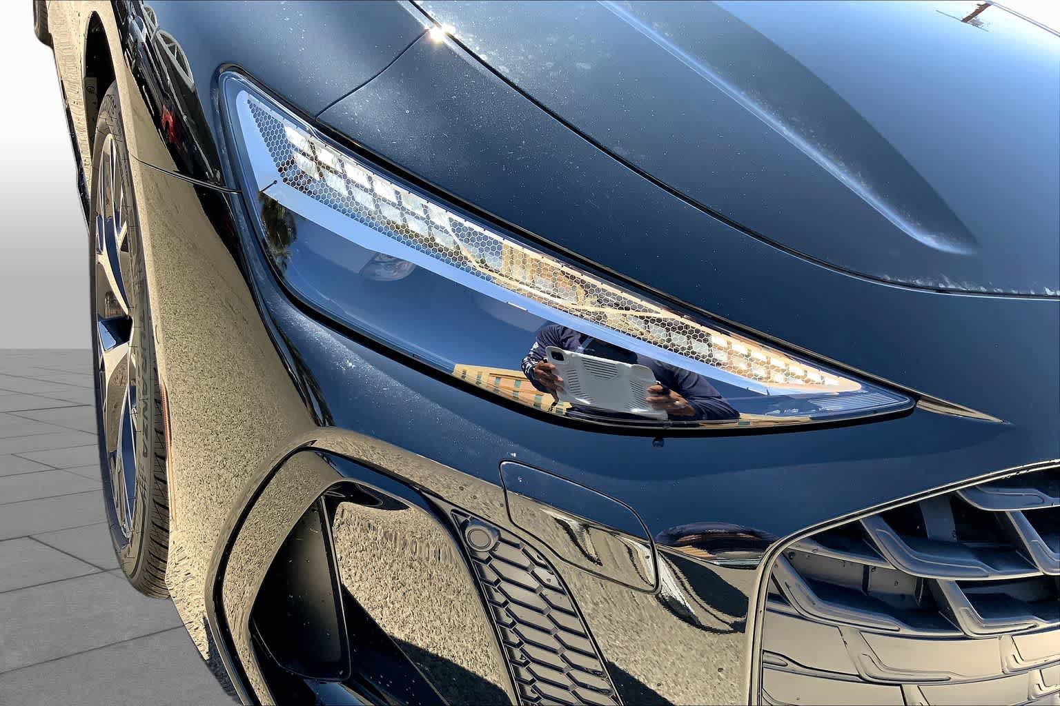 New 2026 Mythos Black me Audi Premium Plus image 13