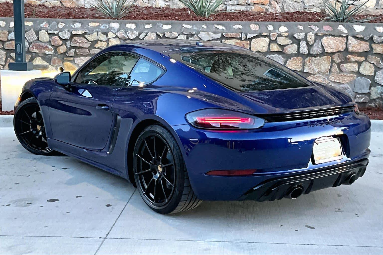  2024 Porsche 718 Cayman GTS 4.0 RWD   