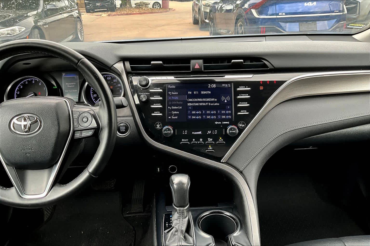 View vehicle photo 7