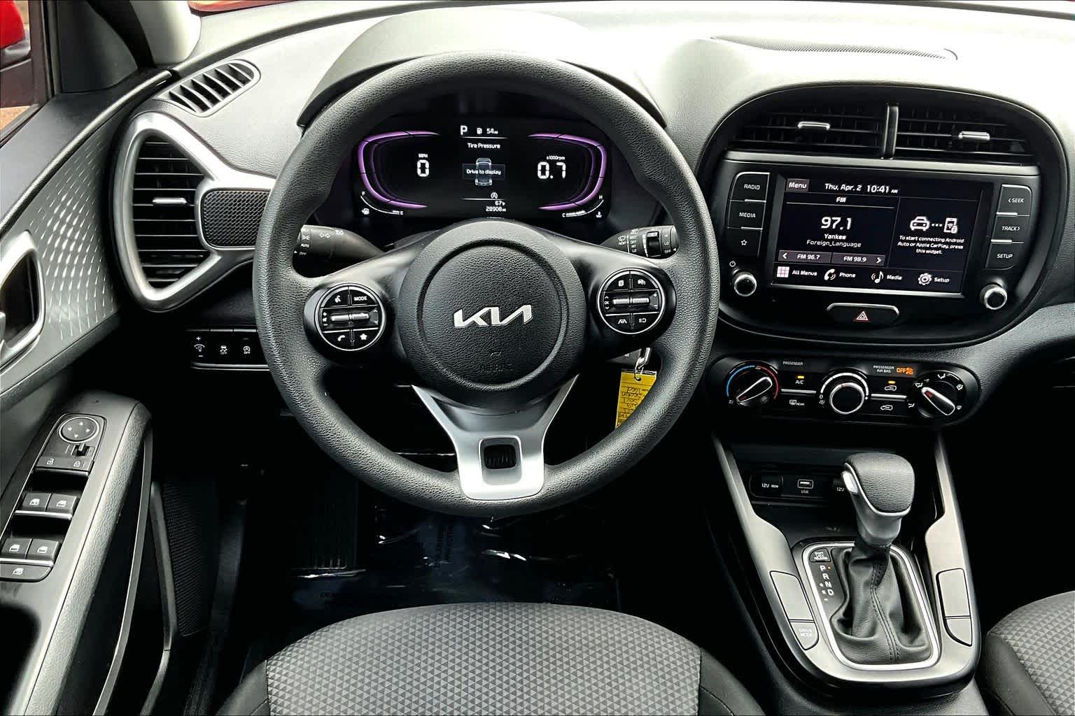 View vehicle photo 6