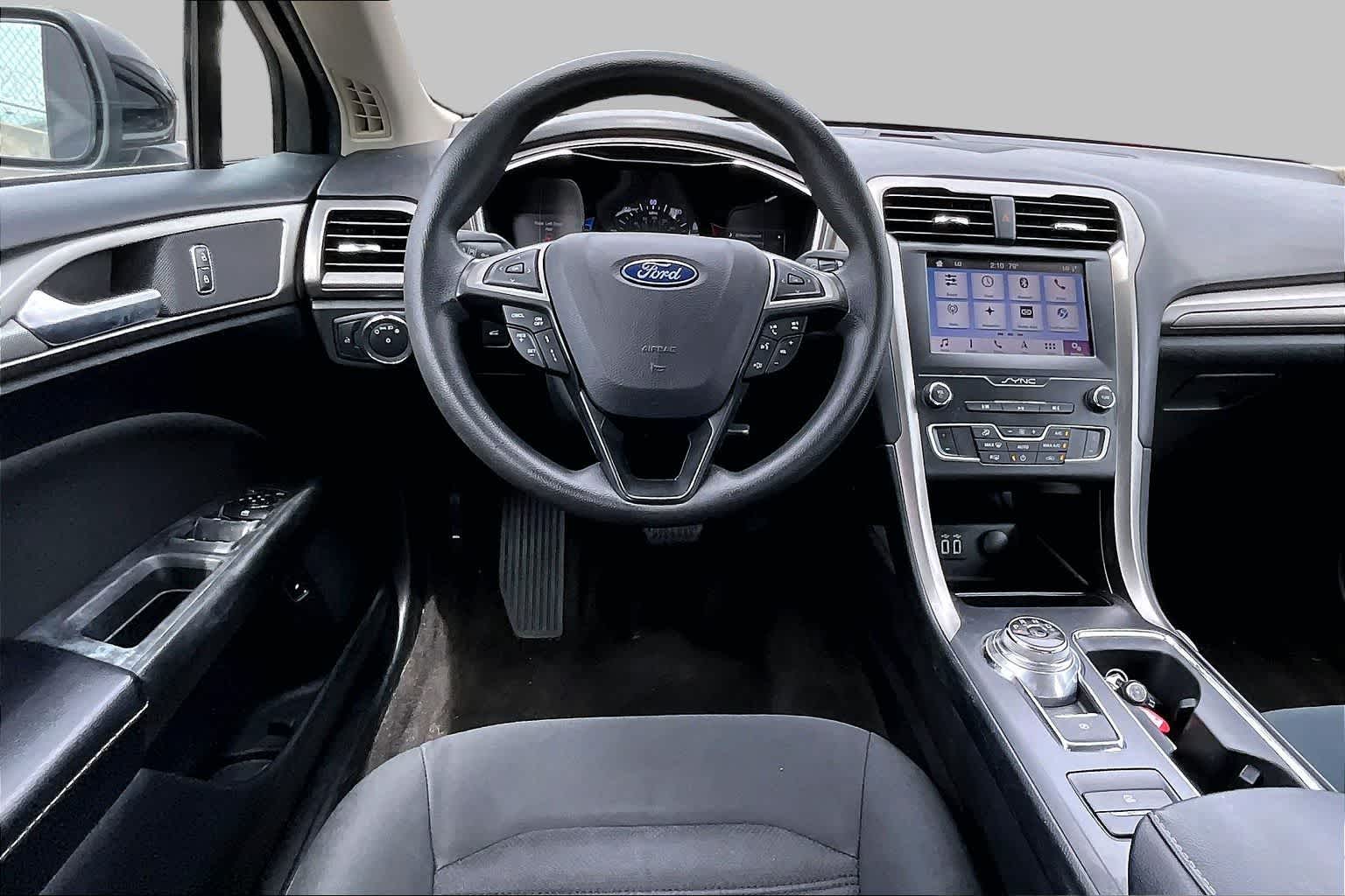 View vehicle photo 6