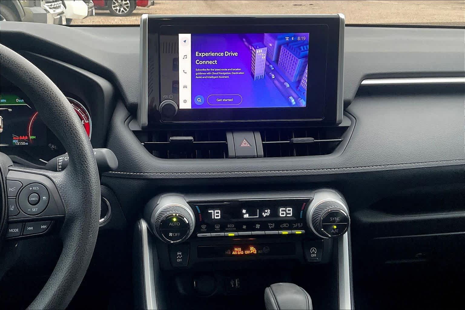 View vehicle photo 7