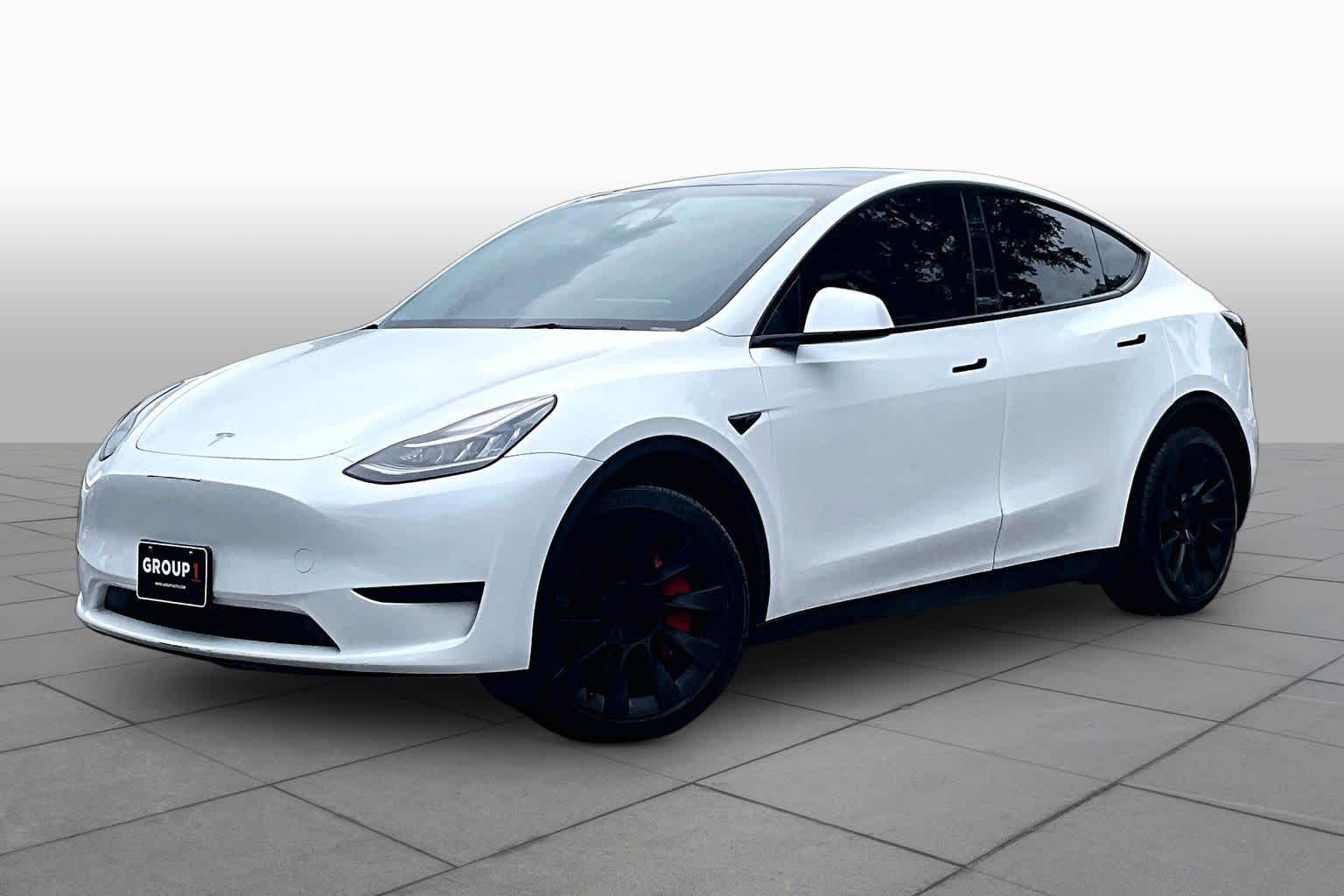 Pearl White Multi-Coat 2023 Tesla Model Y SUV / Crossover All-Wheel Drive 1-Speed Automatic
