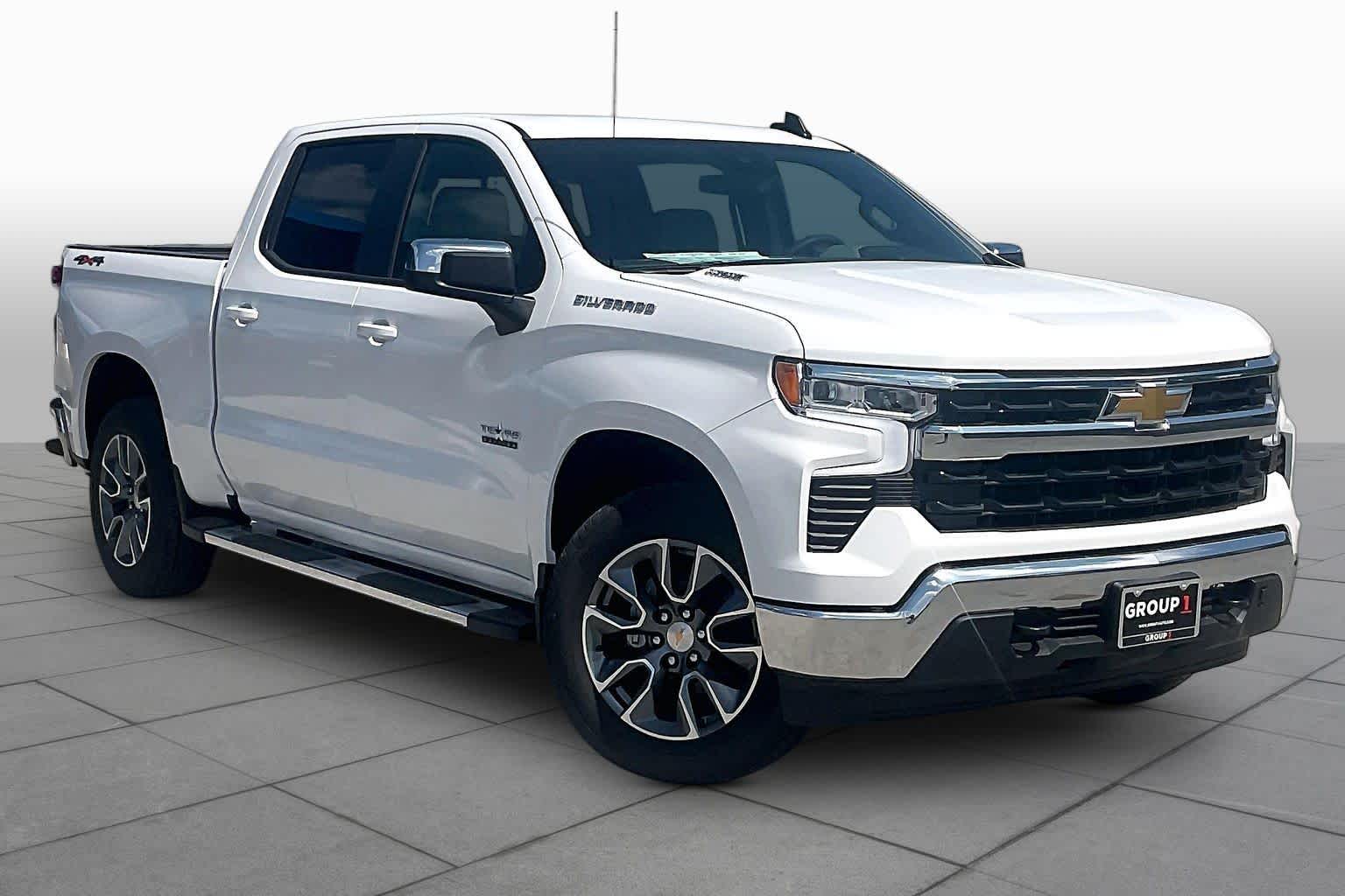 New 2026 Summit White Chevrolet LT image 2