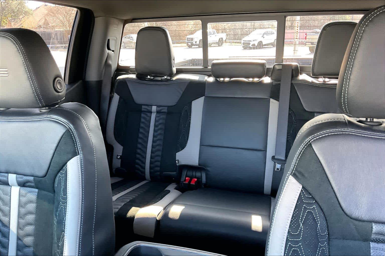 2025 Chevrolet Silverado 1500 RST - Photo 19