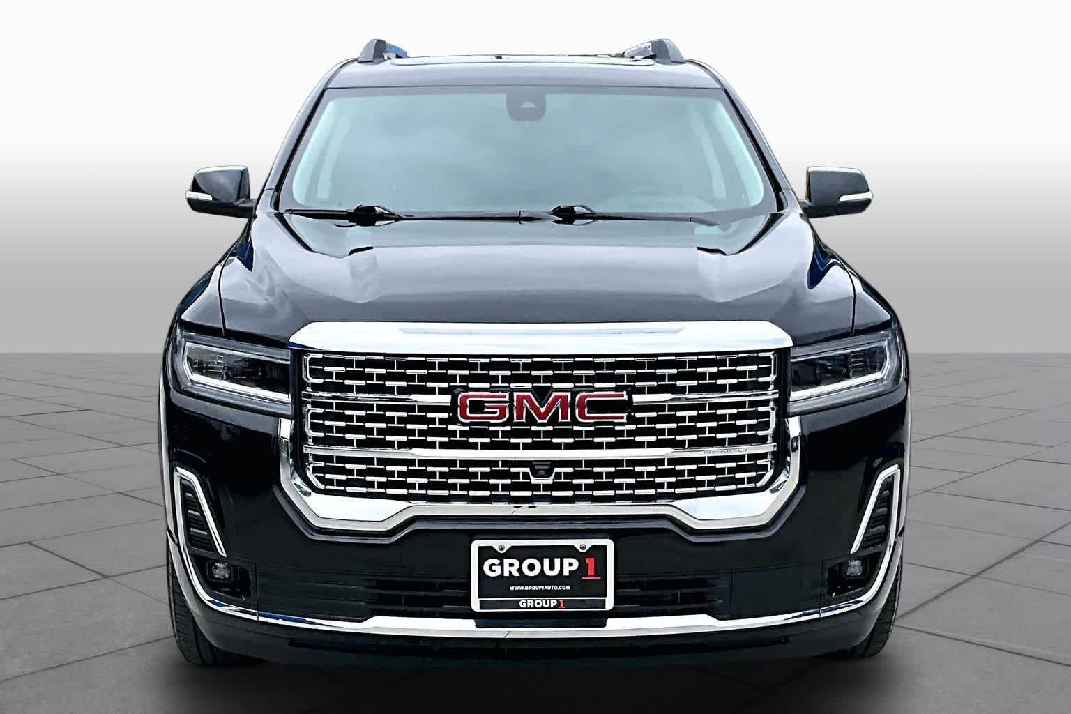View vehicle photo 7