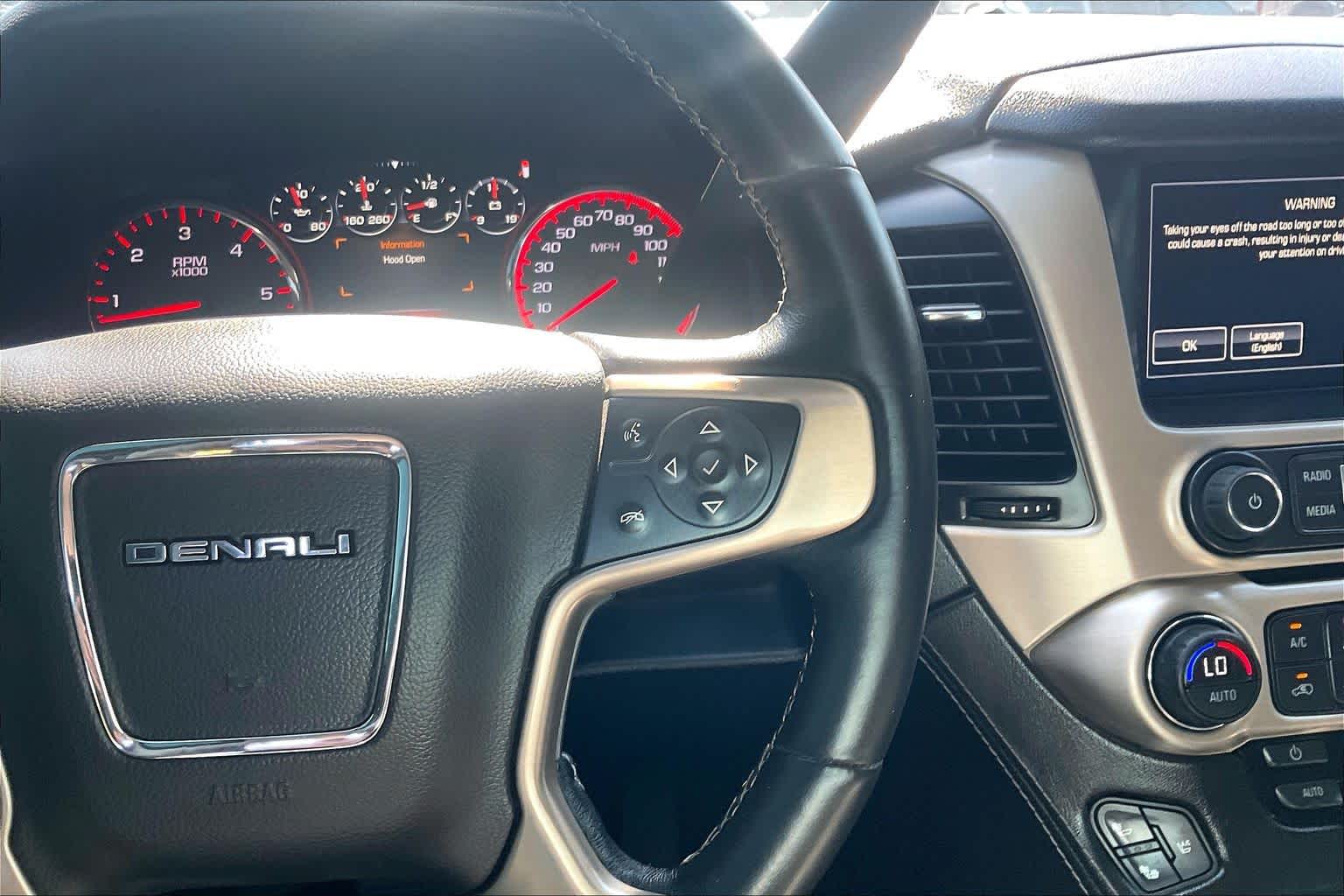 Used 2016 ONYX BLACK GMC Denali image 24