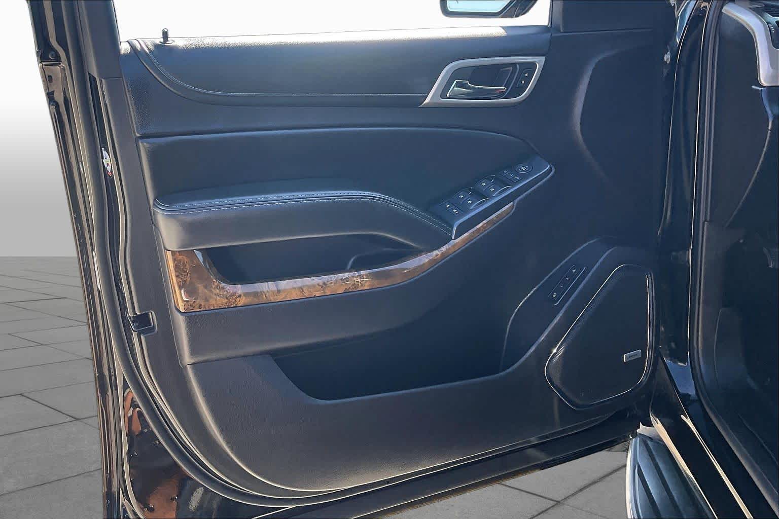 Used 2016 ONYX BLACK GMC Denali image 21