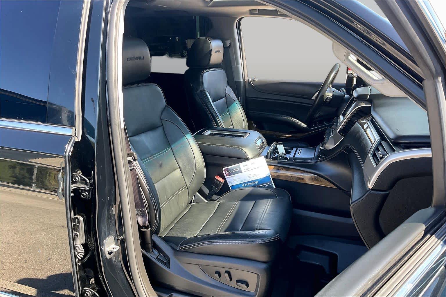 Used 2016 ONYX BLACK GMC Denali image 8
