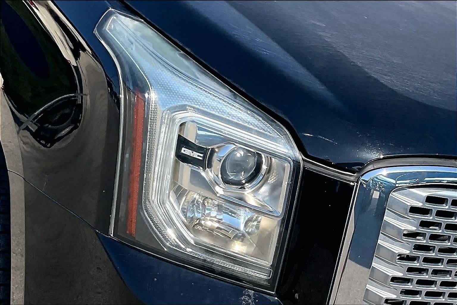 Used 2016 ONYX BLACK GMC Denali image 27