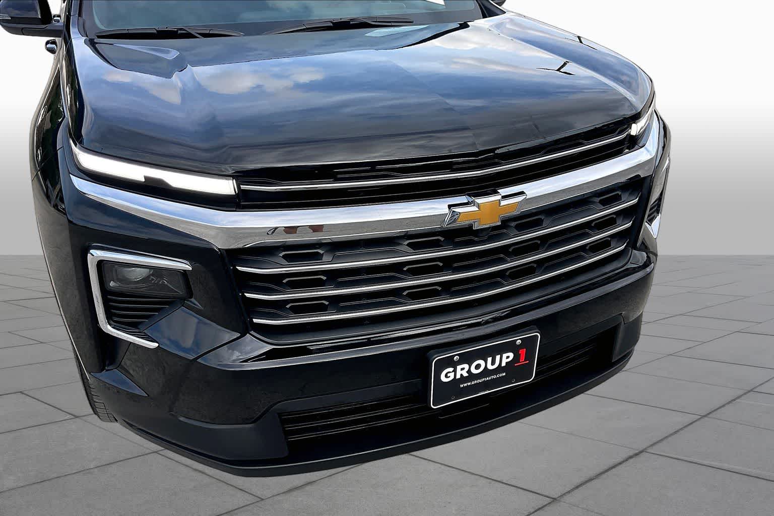 Used 2026 Mosaic Black Metallic Chevrolet LT image 30