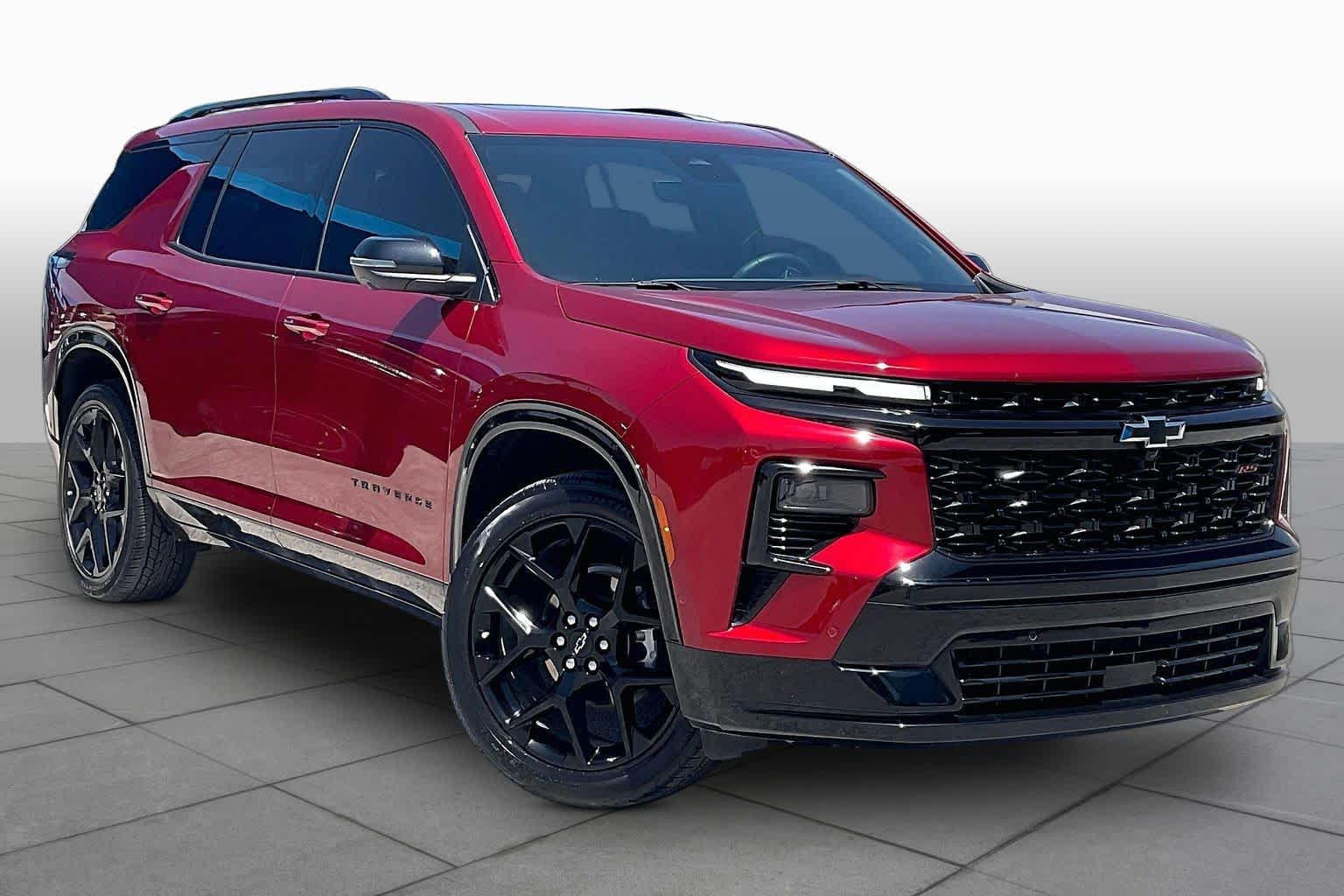 Pre-Owned 2024 Chevrolet Traverse RS