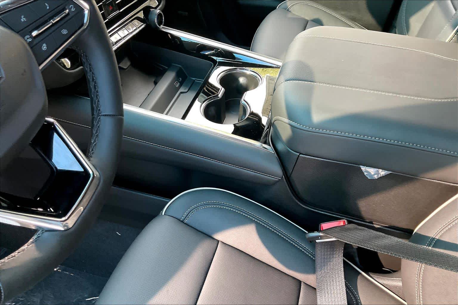 New 2027 Black Chevrolet Premier image 6