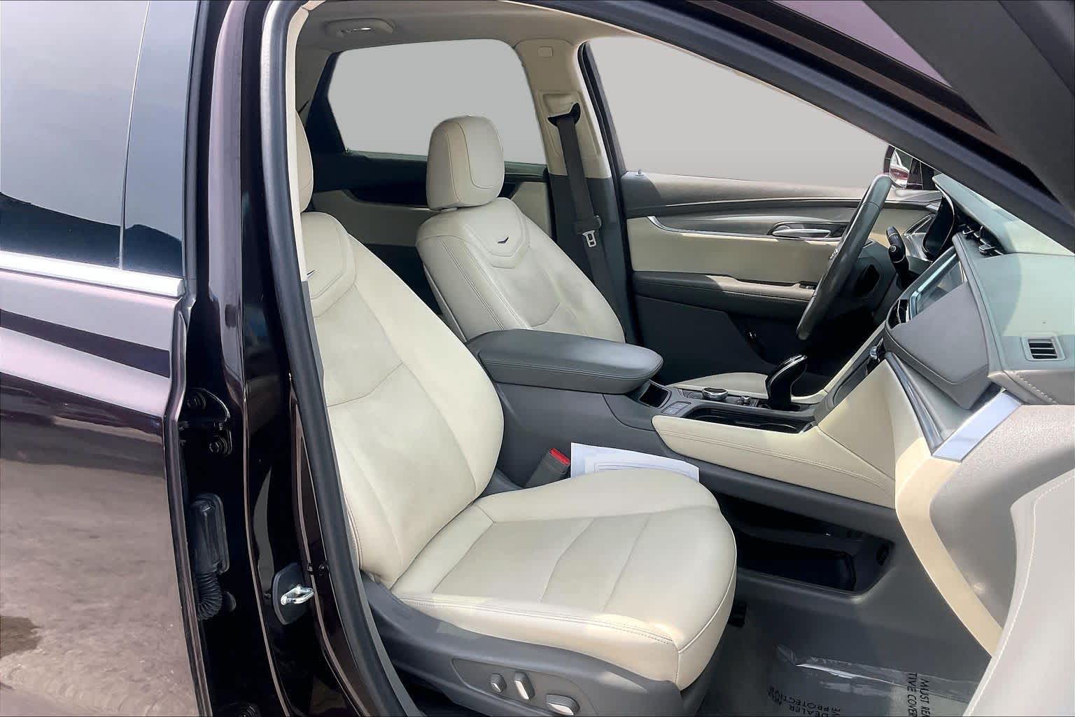 Pre-Owned 2020 Cadillac XT5 Premium Luxury FWD