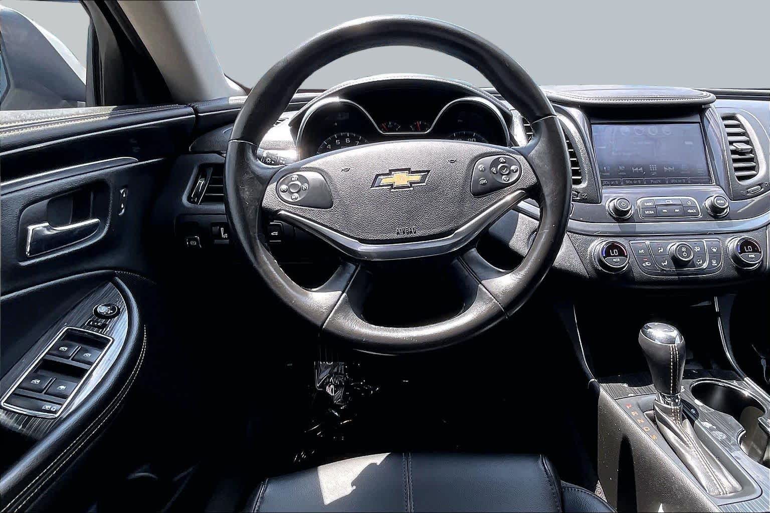 Pre-Owned 2018 Chevrolet Impala LT