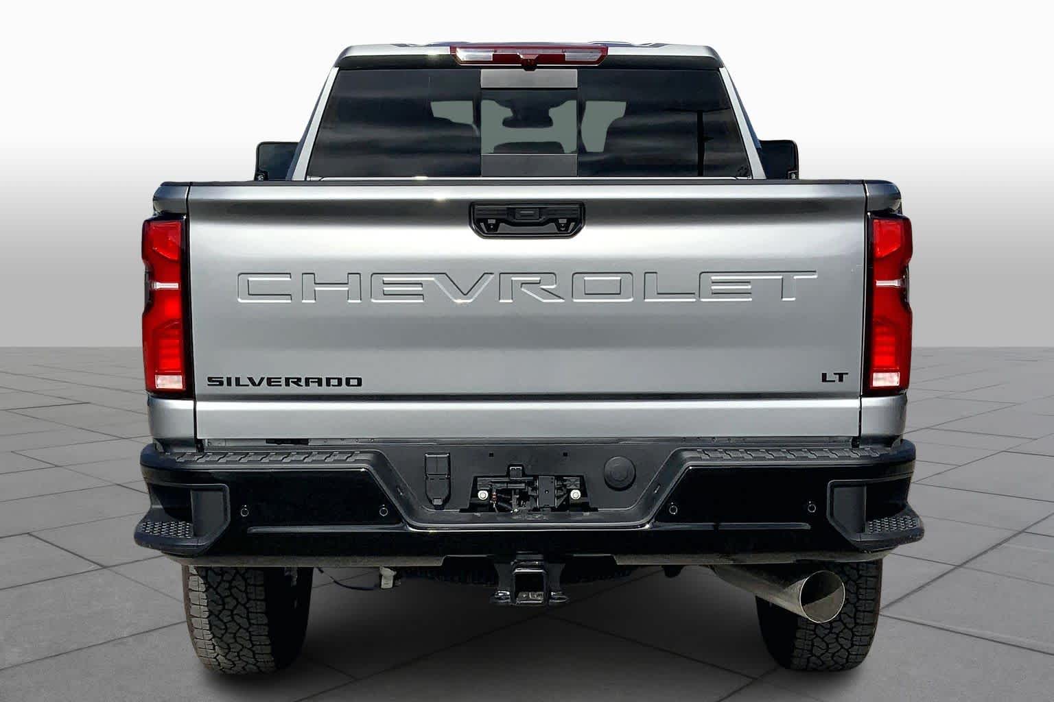 New 2026 Sterling Gray Metallic Chevrolet LT image 4