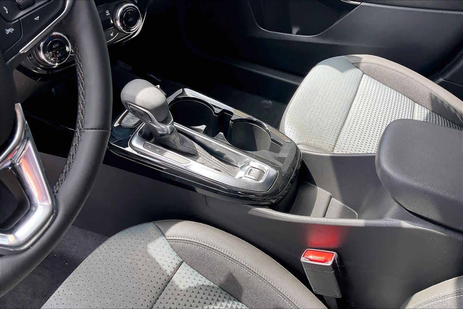 New 2026 Summit White Chevrolet LT image 7