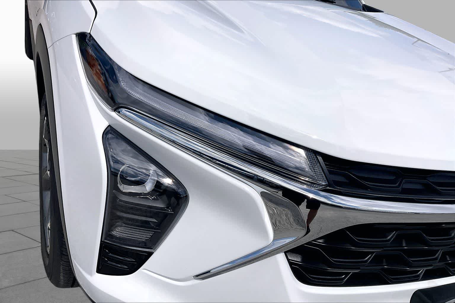 New 2026 Summit White Chevrolet LT image 13