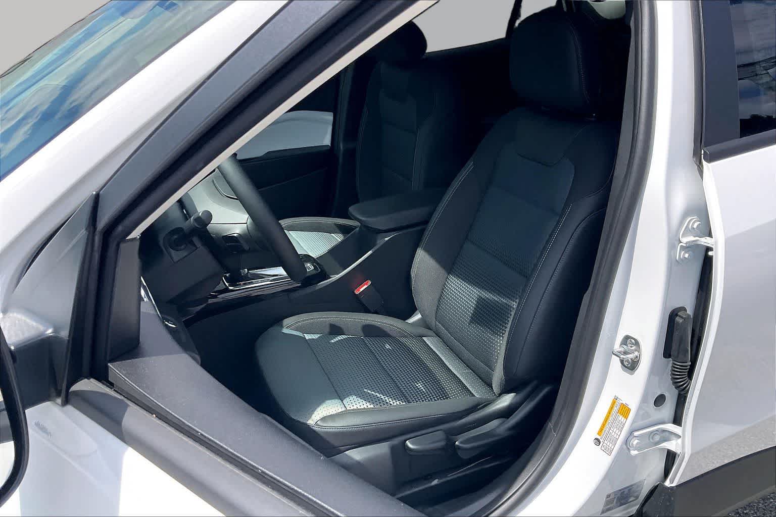 New 2026 Summit White Chevrolet LT image 9