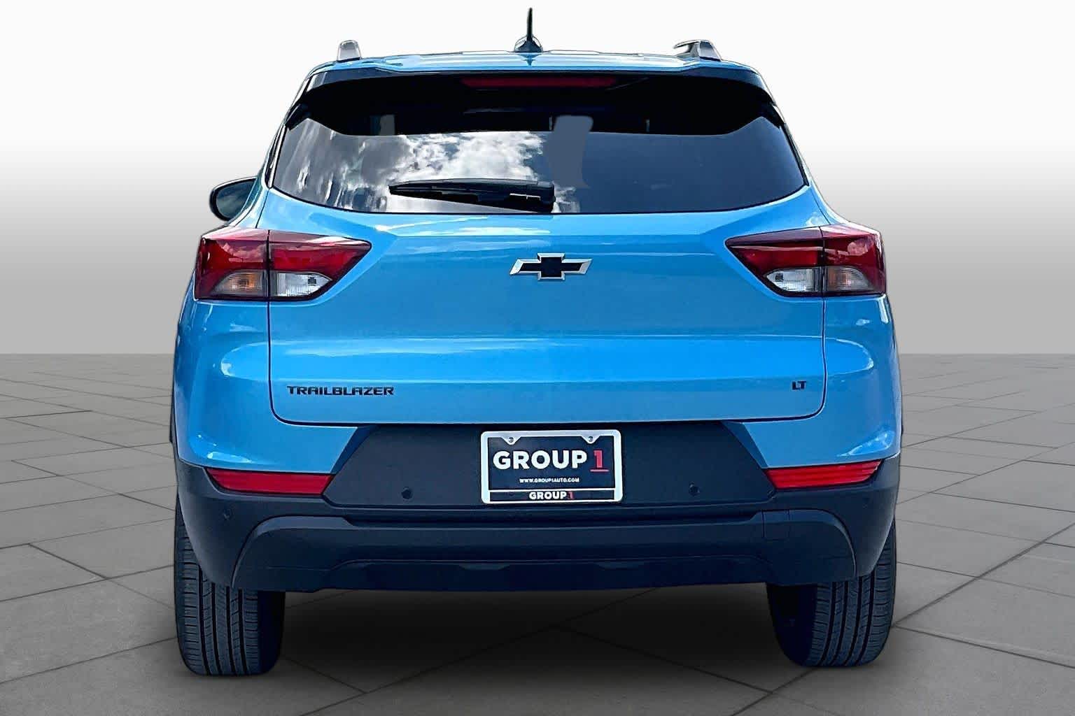 New 2026 Marina Blue Metallic Chevrolet LT image 4