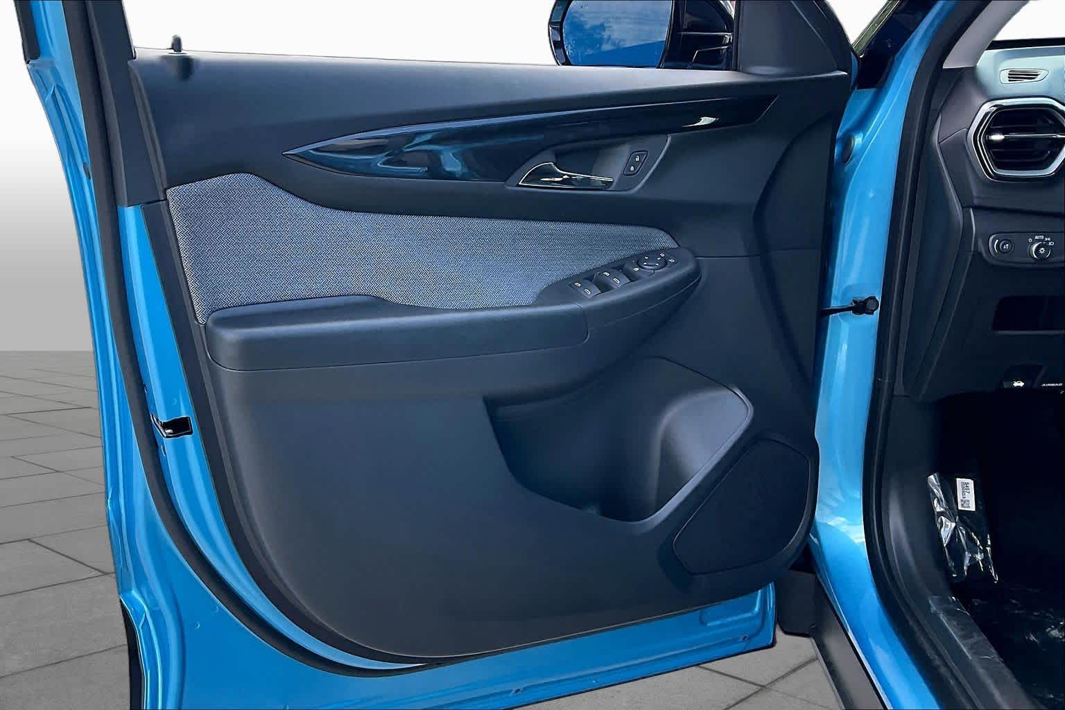 New 2026 Marina Blue Metallic Chevrolet LT image 10