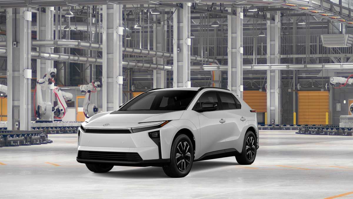 White (Wind Chill Pearl) 2026 Toyota bZ SUV / Crossover Front-Wheel Drive 1-Speed Automatic