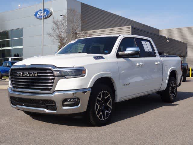 2025 RAM 1500 Laramie Crew Cab 4WD