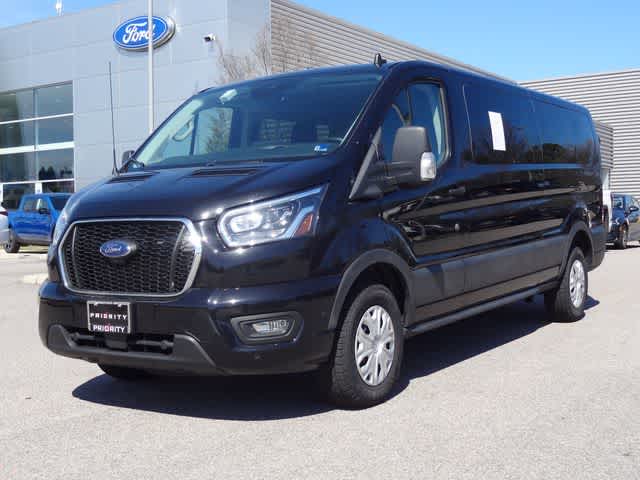 2023 Ford Transit Passenger 350 XLT Low Roof LB RWD