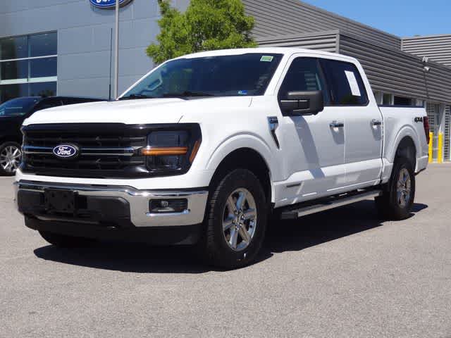 Oxford White 2024 Ford F-150 XLT SuperCrew 4WD Pickup Truck Four-Wheel Drive Automatic