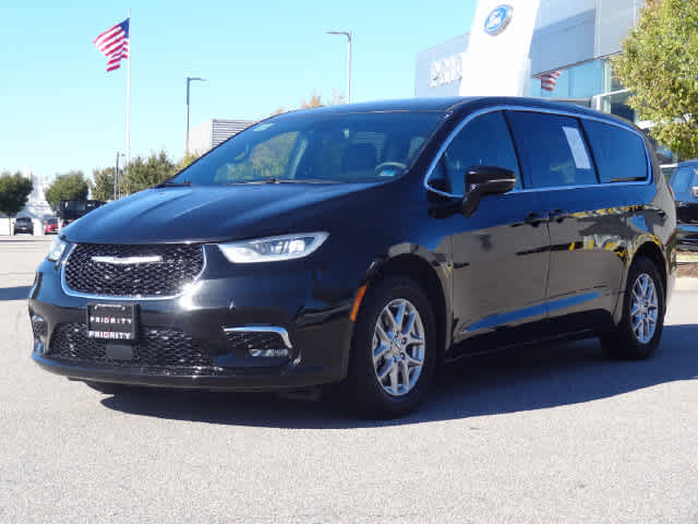 2025 Chrysler Pacifica